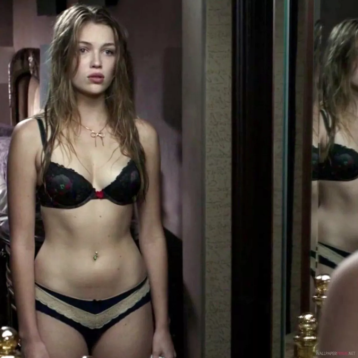 ahhui lim recommends Lili Simmons Bikini