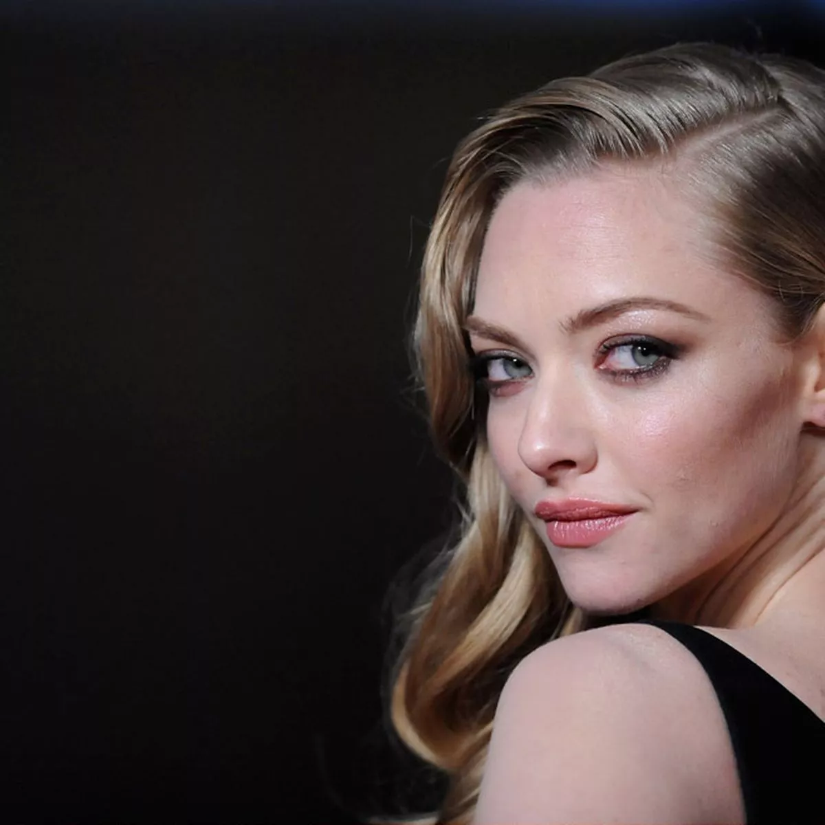 angelica badilla recommends amanda seyfried sextape pic