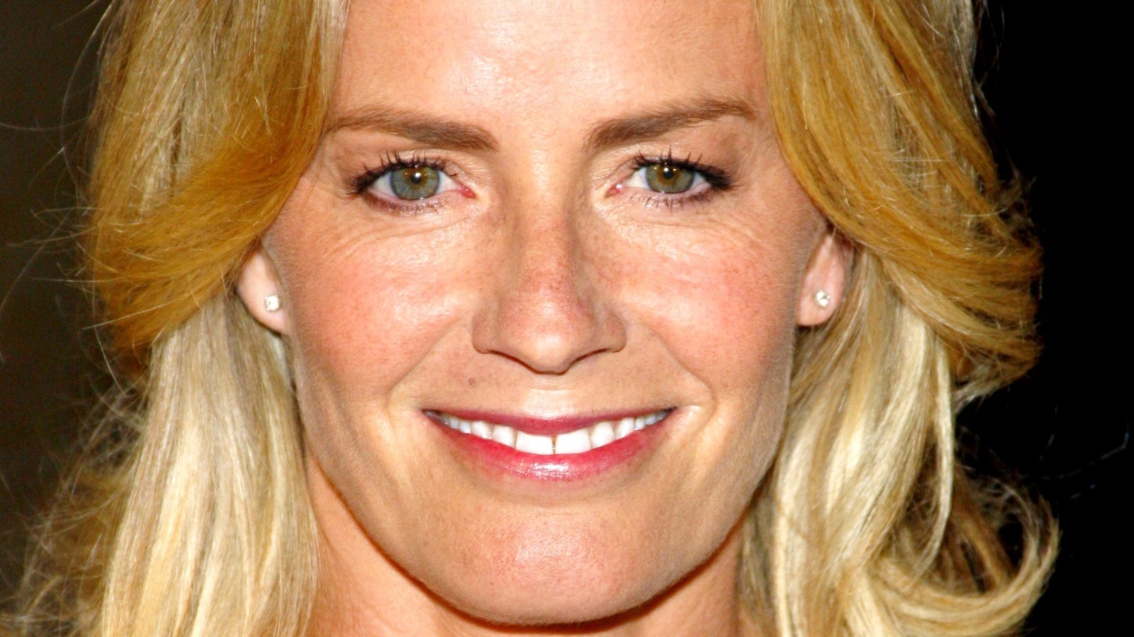 Elisabeth Shue Topless states video