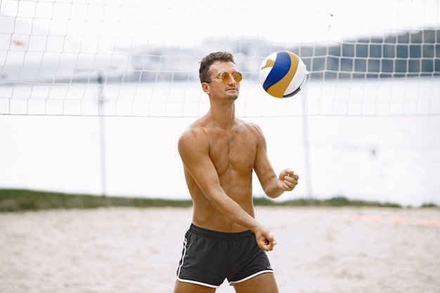 amelia mclachlan recommends Naked Male Volleyball