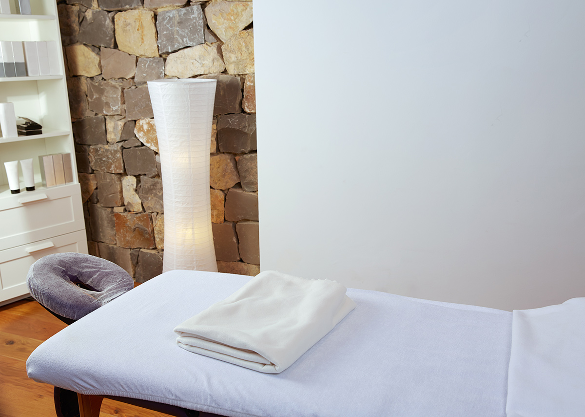 brandie hammock recommends Massage Rooms Con