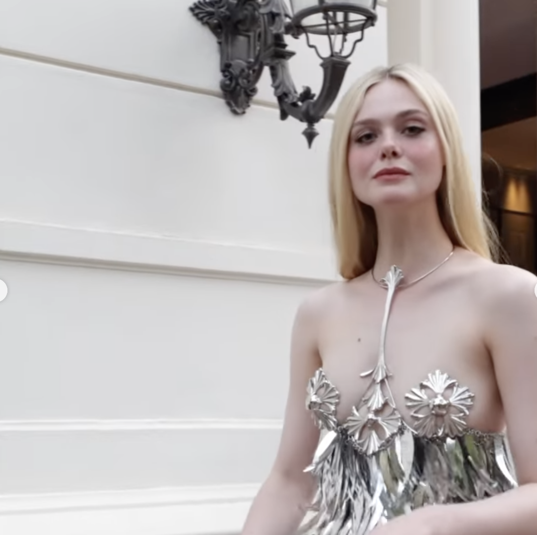 andy diggs recommends Elle Fanning Boobs