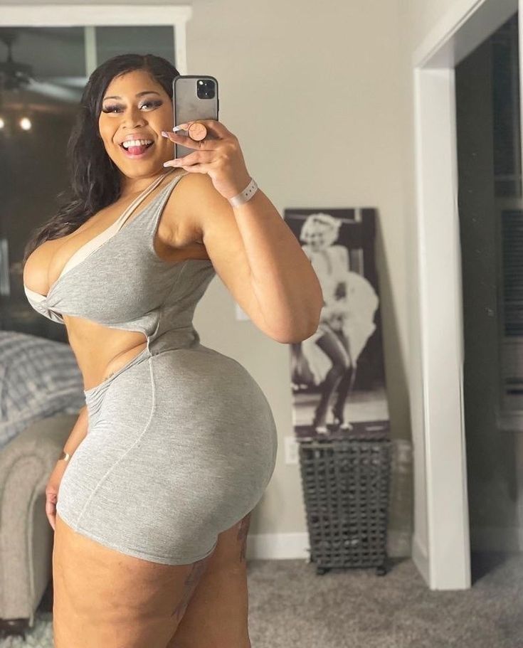 bobbie jo thompson recommends Thick Thighs And Big Tits