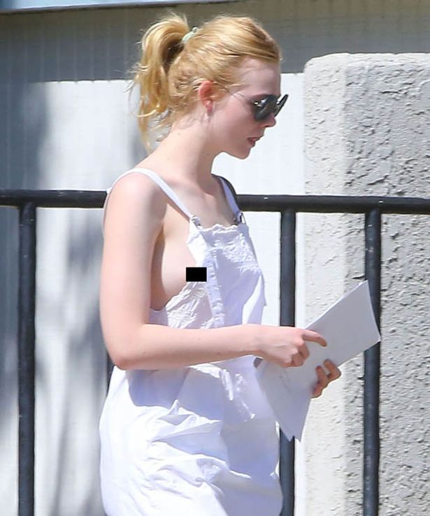 Elle Fanning Boobs whith milf