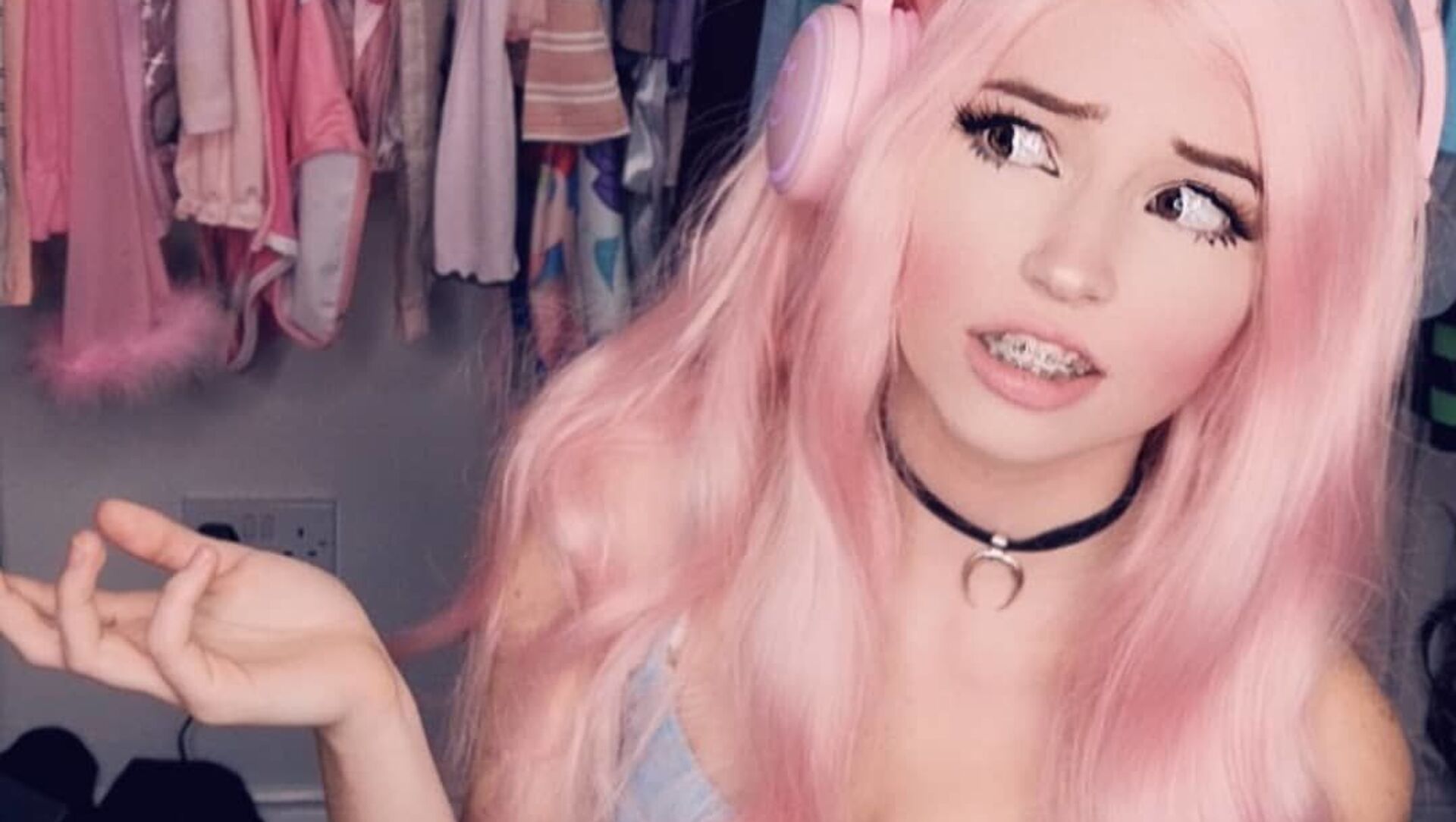 debbie darland recommends belle delphine onlyfans sextape pic