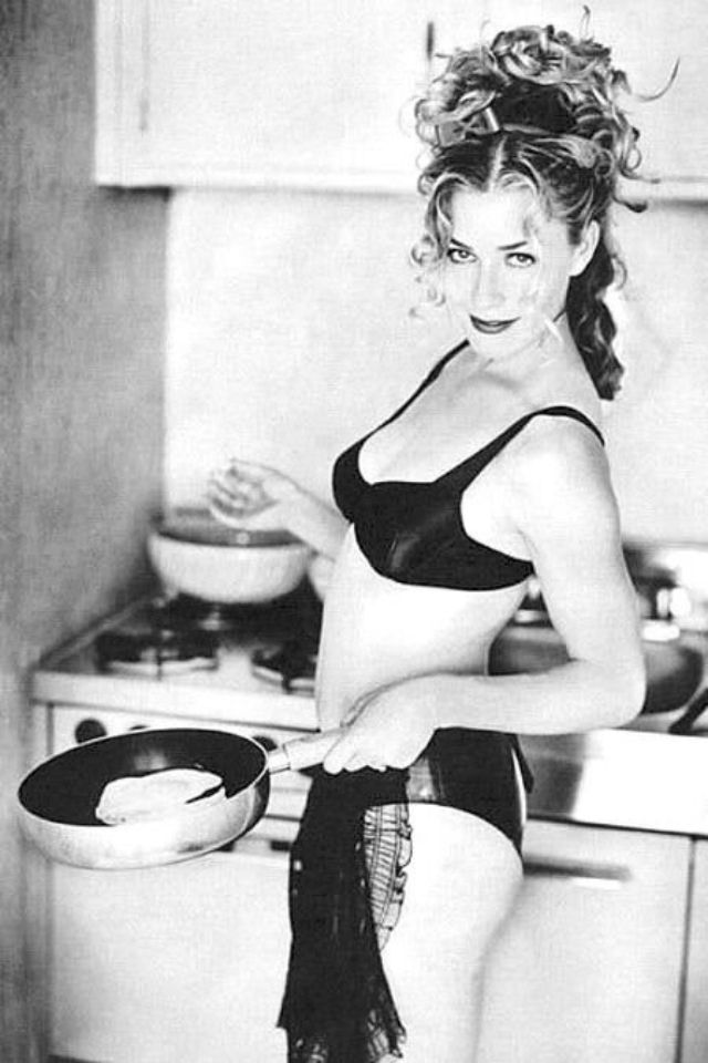 cristin durham add photo elisabeth shue breasts