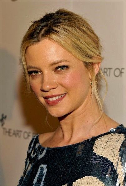 anoop davis share amy smart height photos