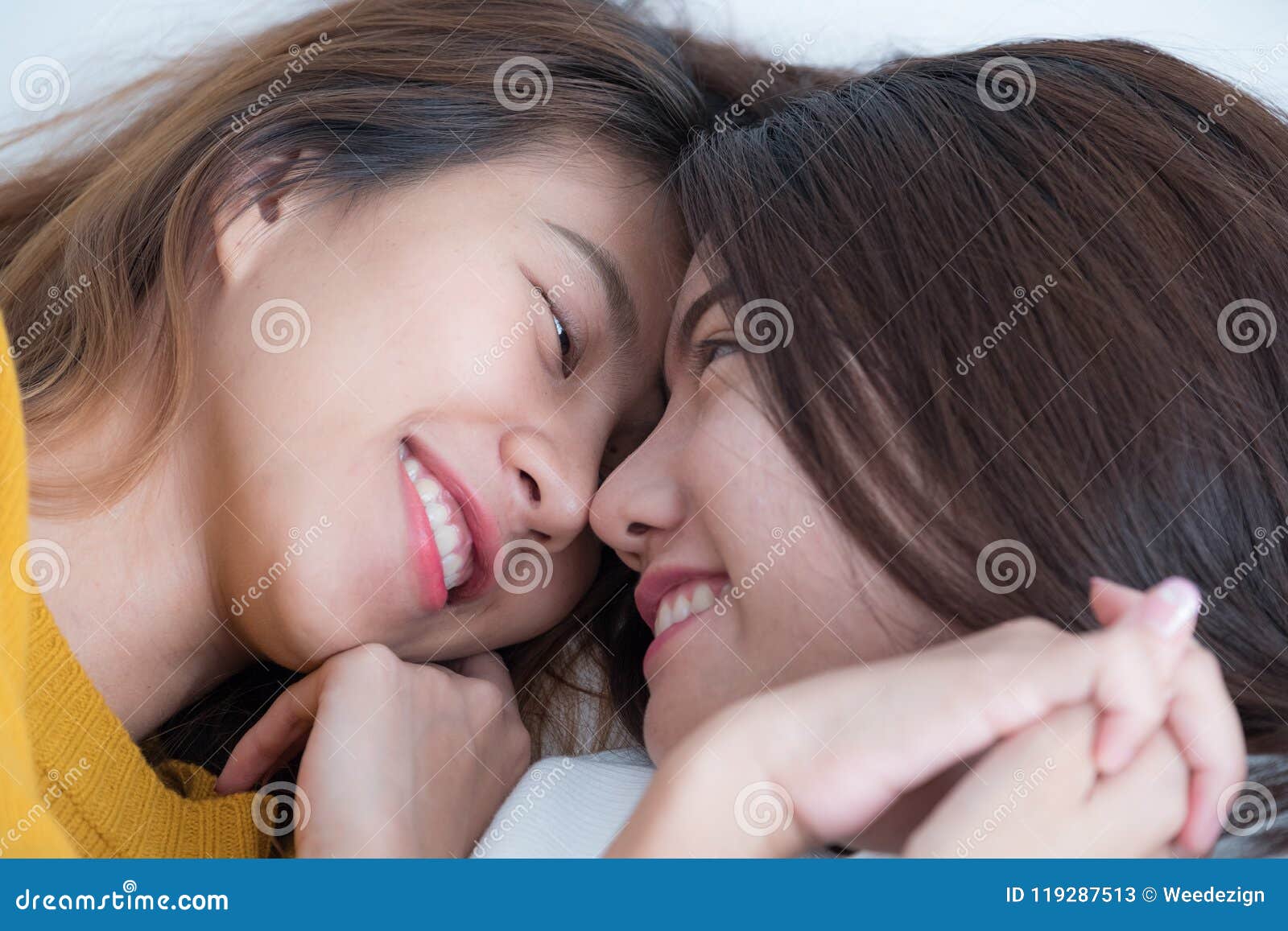 Lesbian Kiss Asian lois boobs