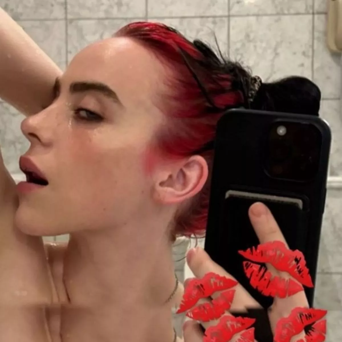 billie eilish nude pics