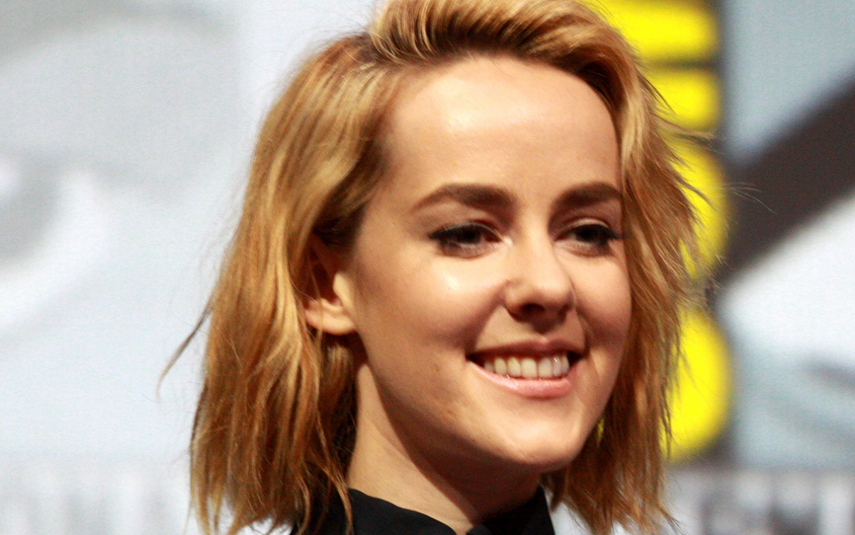 celia baguso add photo jena malone bikini