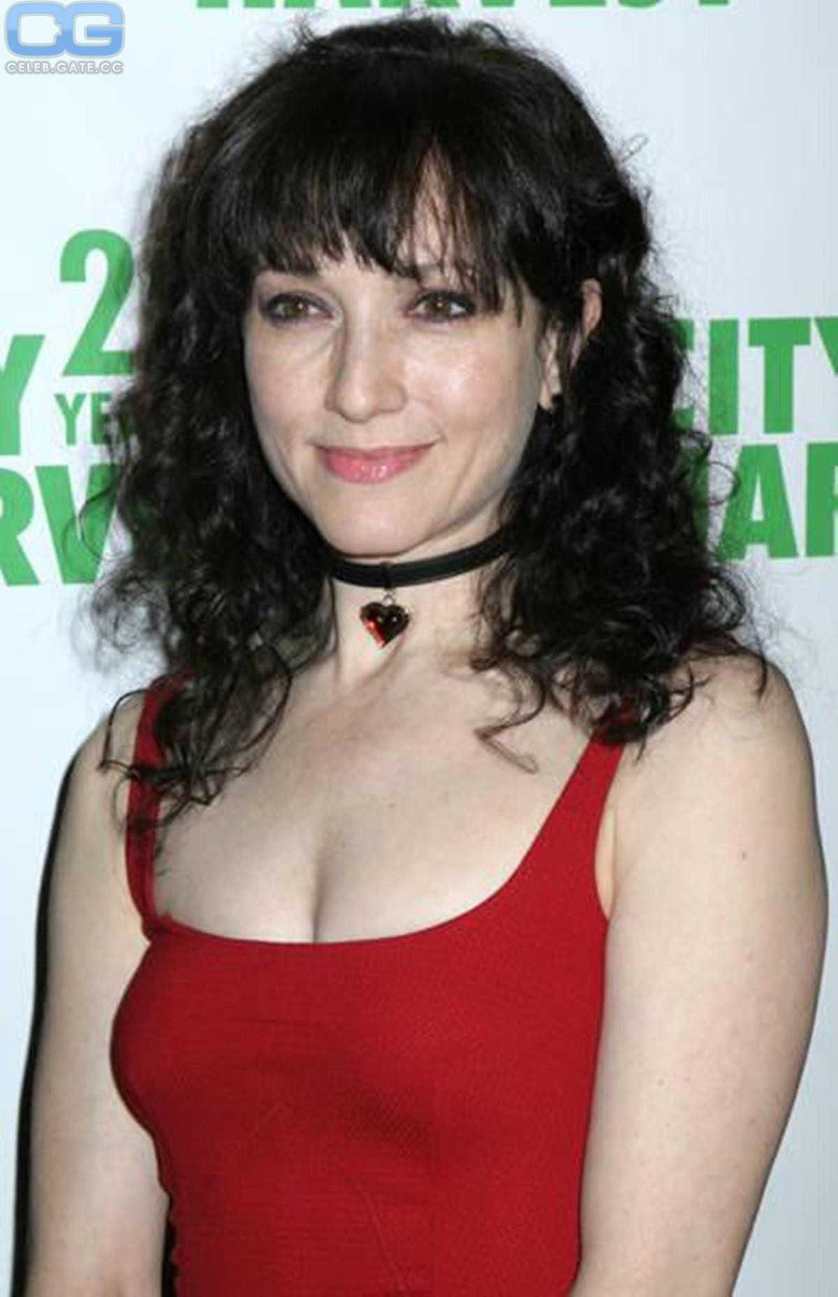 Bebe Neuwirth Naked bra avsugning