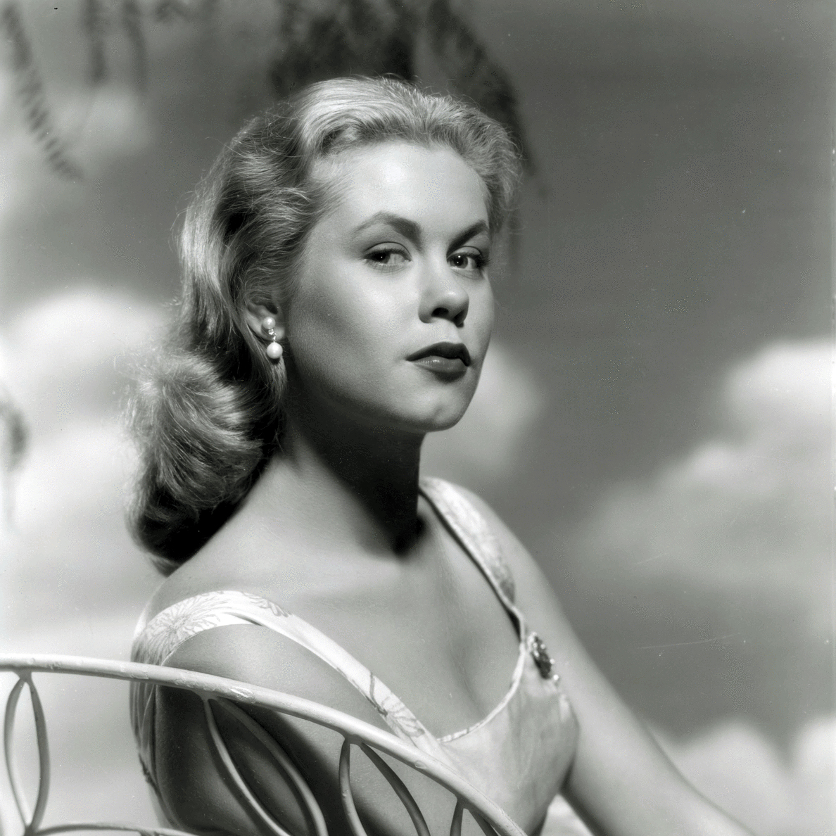 anthony rugh recommends elizabeth montgomery nude images pic