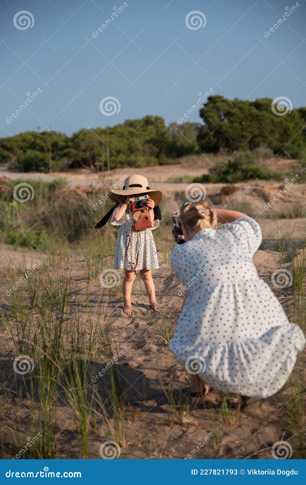 collis lowe recommends mom nude at beach pic