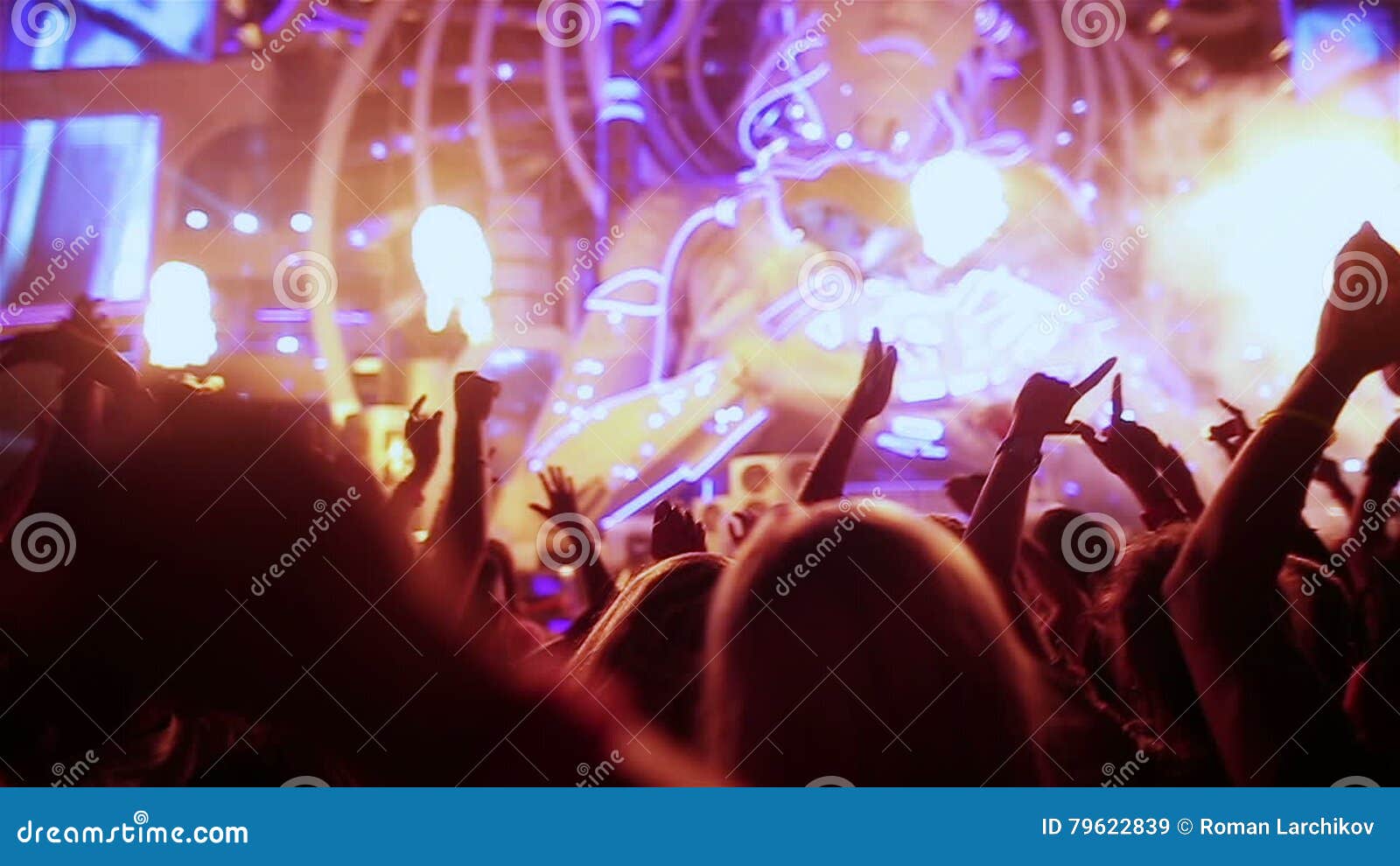 bryan schnettler recommends rock concert flashers pic