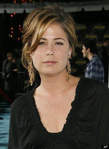 bonnie cheek add photo maura tierney hot