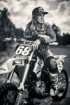 andi mears recommends dirt bike nude pic