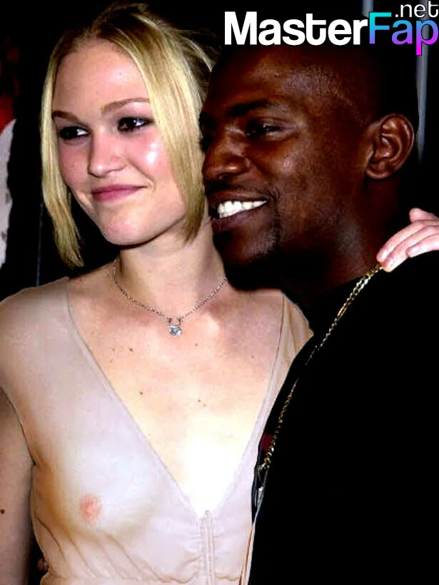 credence clearwater recommends Julia Stiles Nip Slip