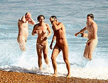 barry winkler add photo naked beach voyuer