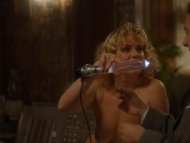 kaley cuoco sexy scenes