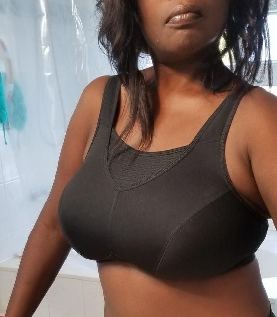 carine toh share big ebony tits bouncing photos