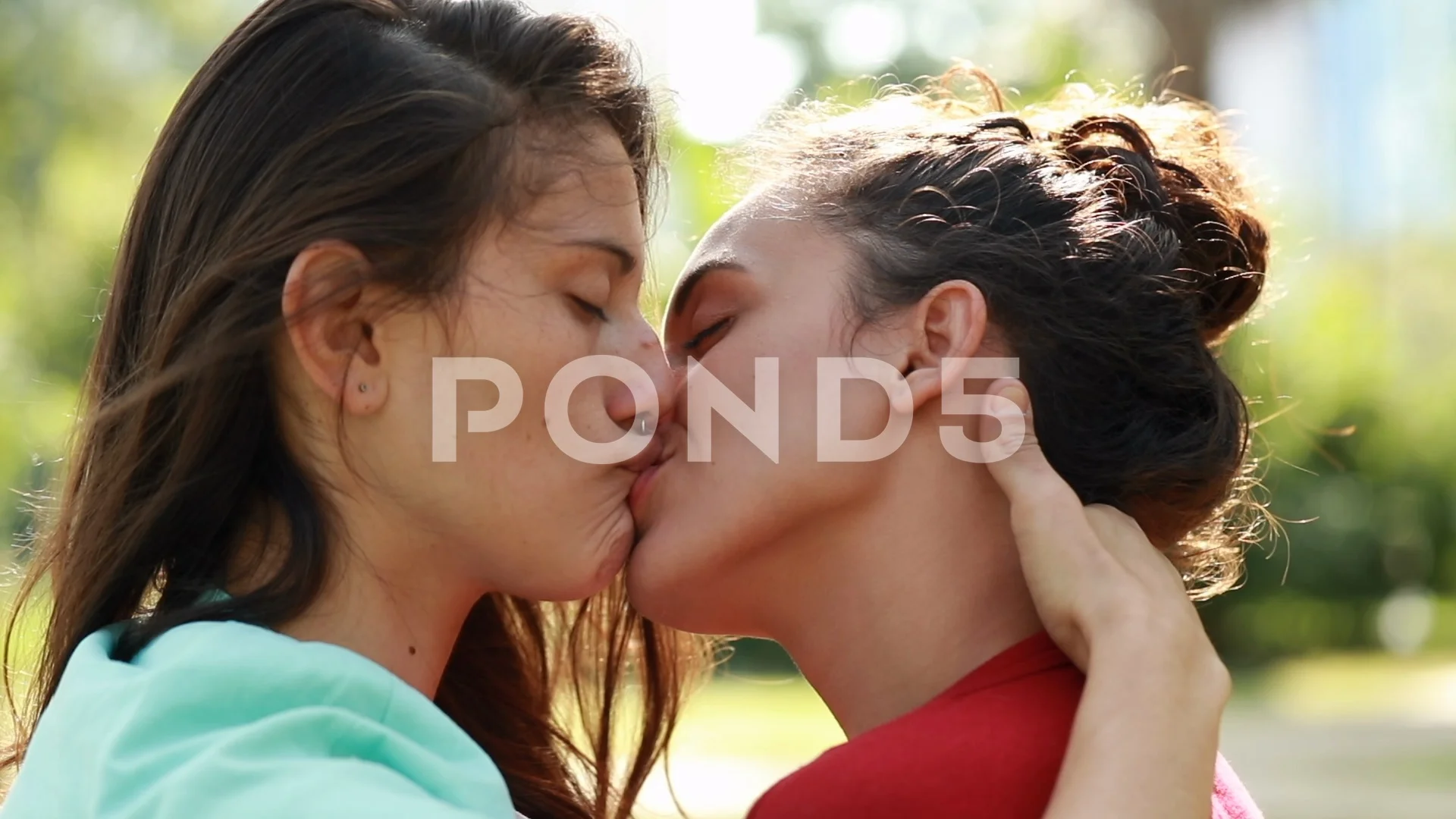 bronwyn van schalkwyk recommends Lesbian Brazilian Kiss