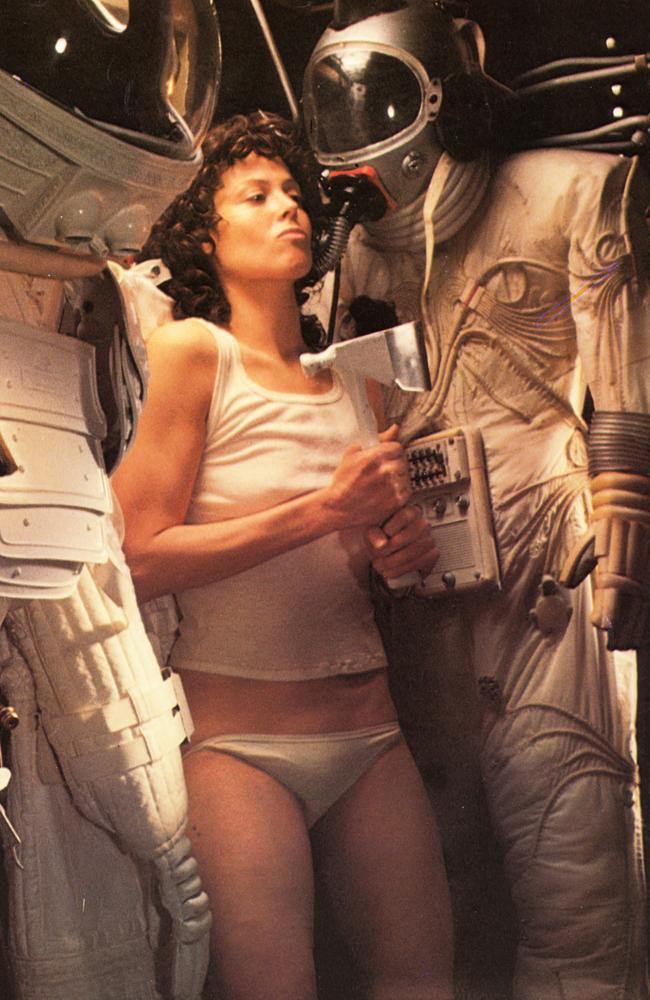 sigourney weaver titties