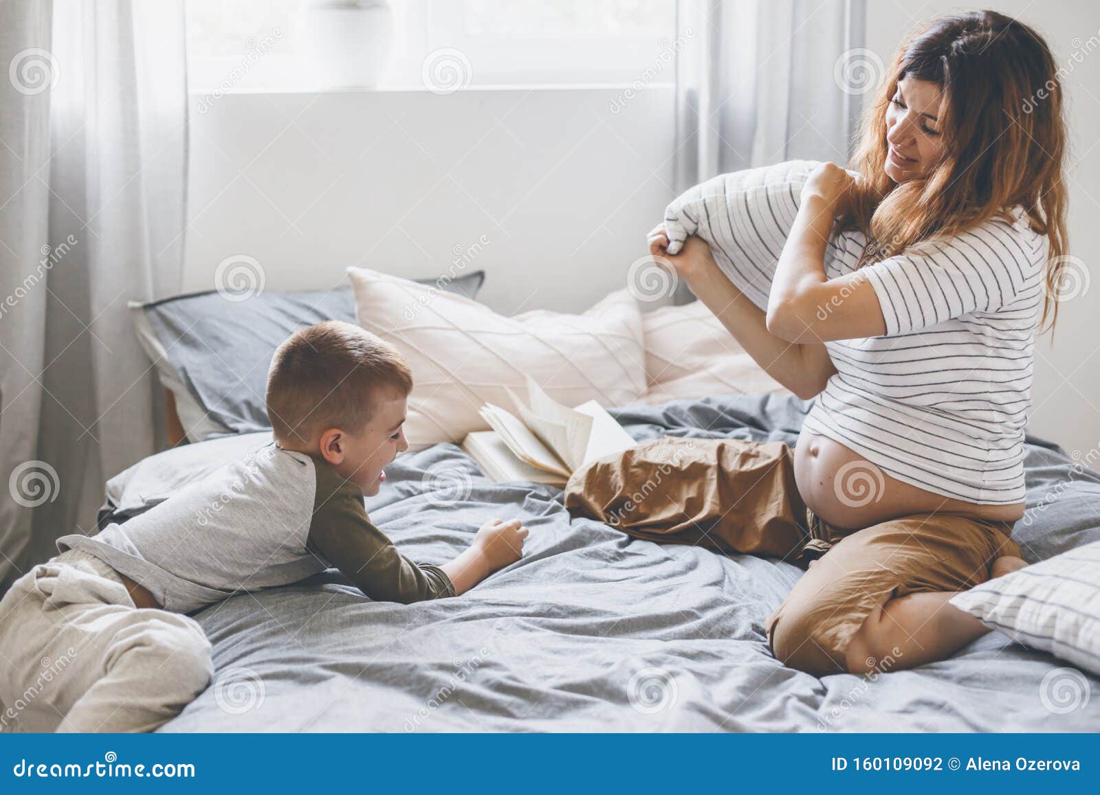 abner ortega add photo mom and son share the bed