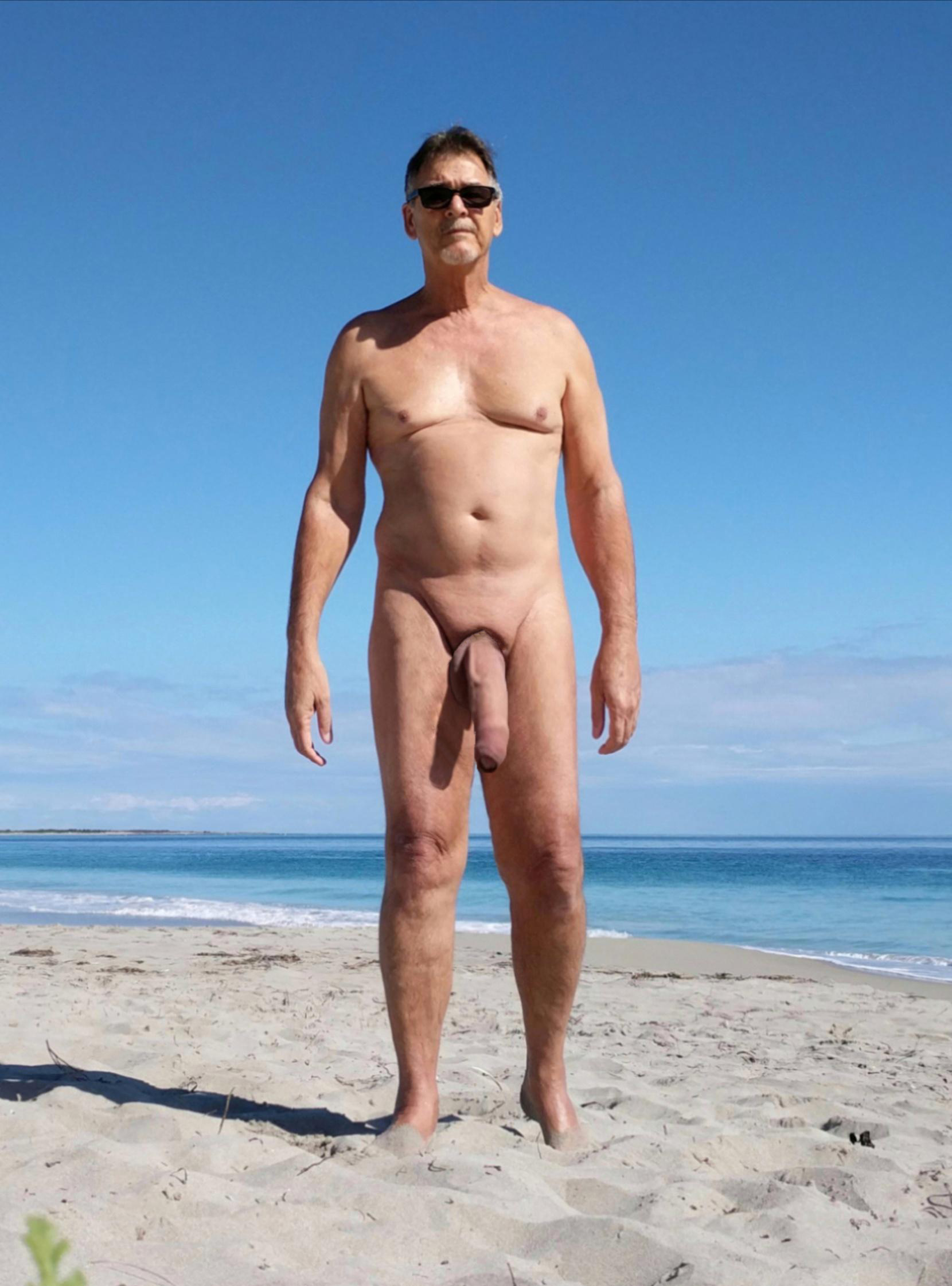 Dick Flash Beach escort annons