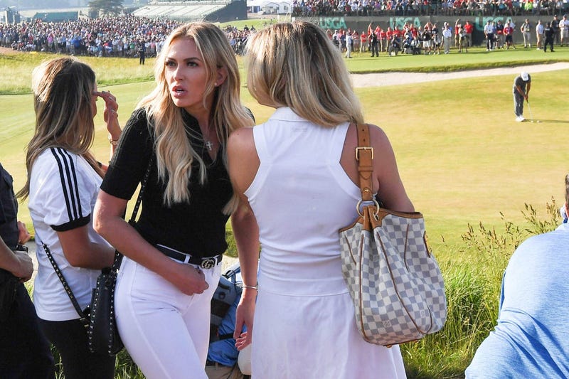 bellinda smith add paulina gretzky naked photo