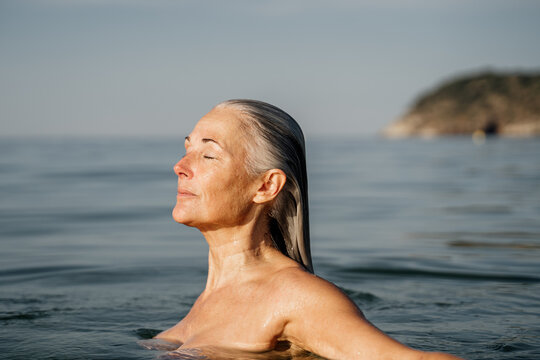 Older Women On Nude Beach plus booty