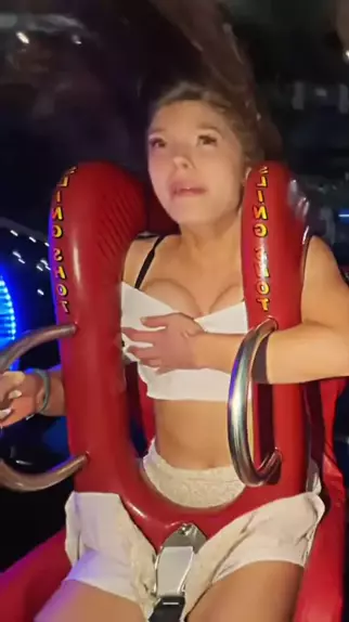 slingshot ride titties