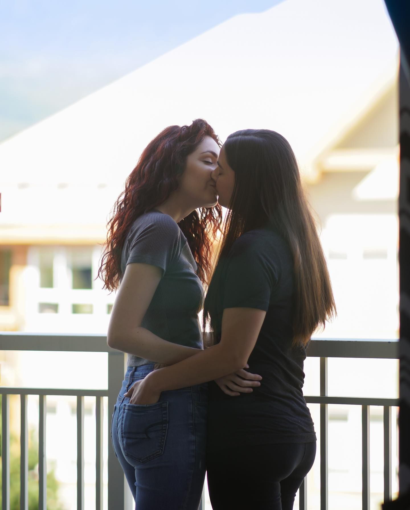 april bejer recommends hot lesbians kissing pic