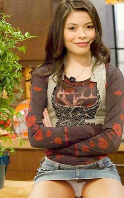 chandler eastwood recommends Miranda Cosgrove Booty