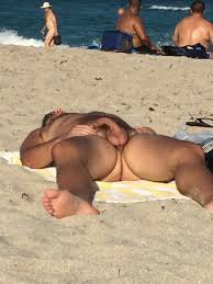 annika eliasson recommends nude beach masterbating pic