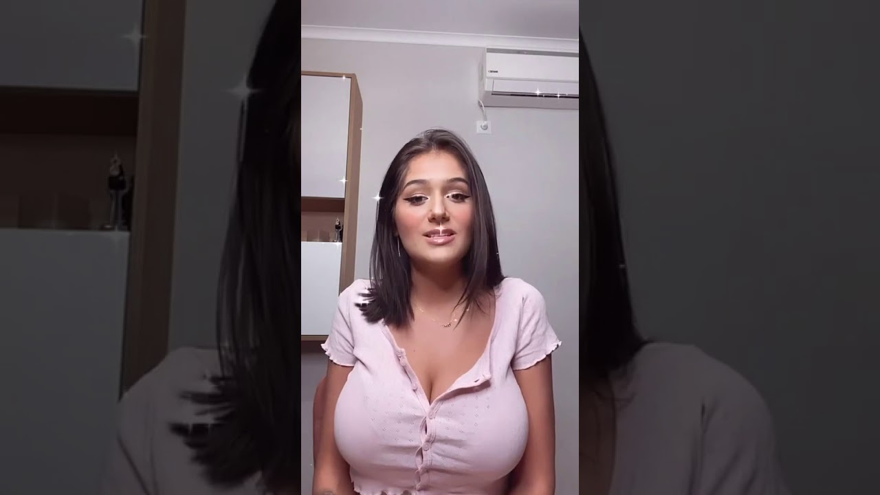 cleva rumer add sister perfect tits photo