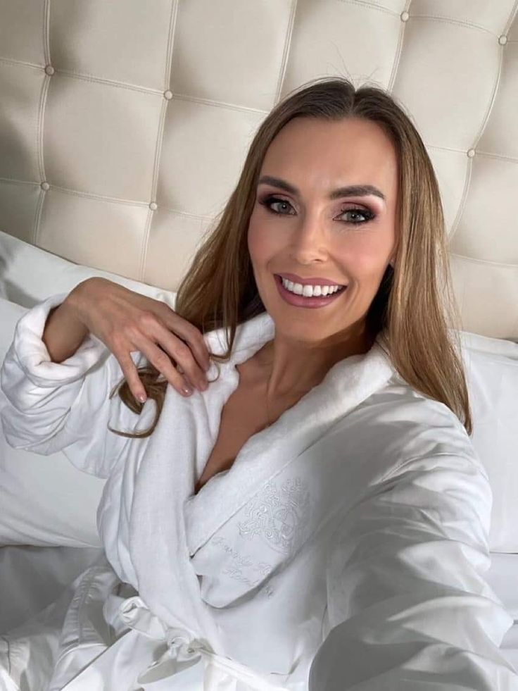 barbara frush recommends Tanya Tate Selfie