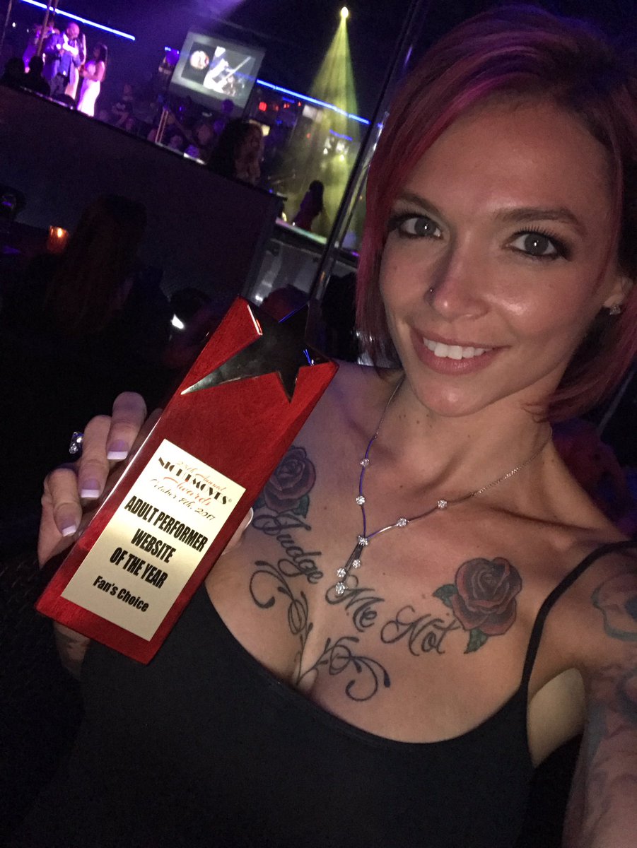 david ottoson add anna bell peaks fan photo