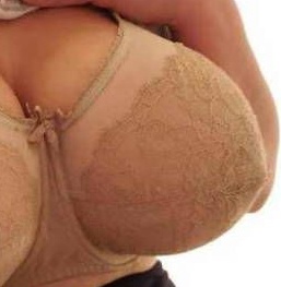 dionne stokes recommends Huge Old Saggy Tits