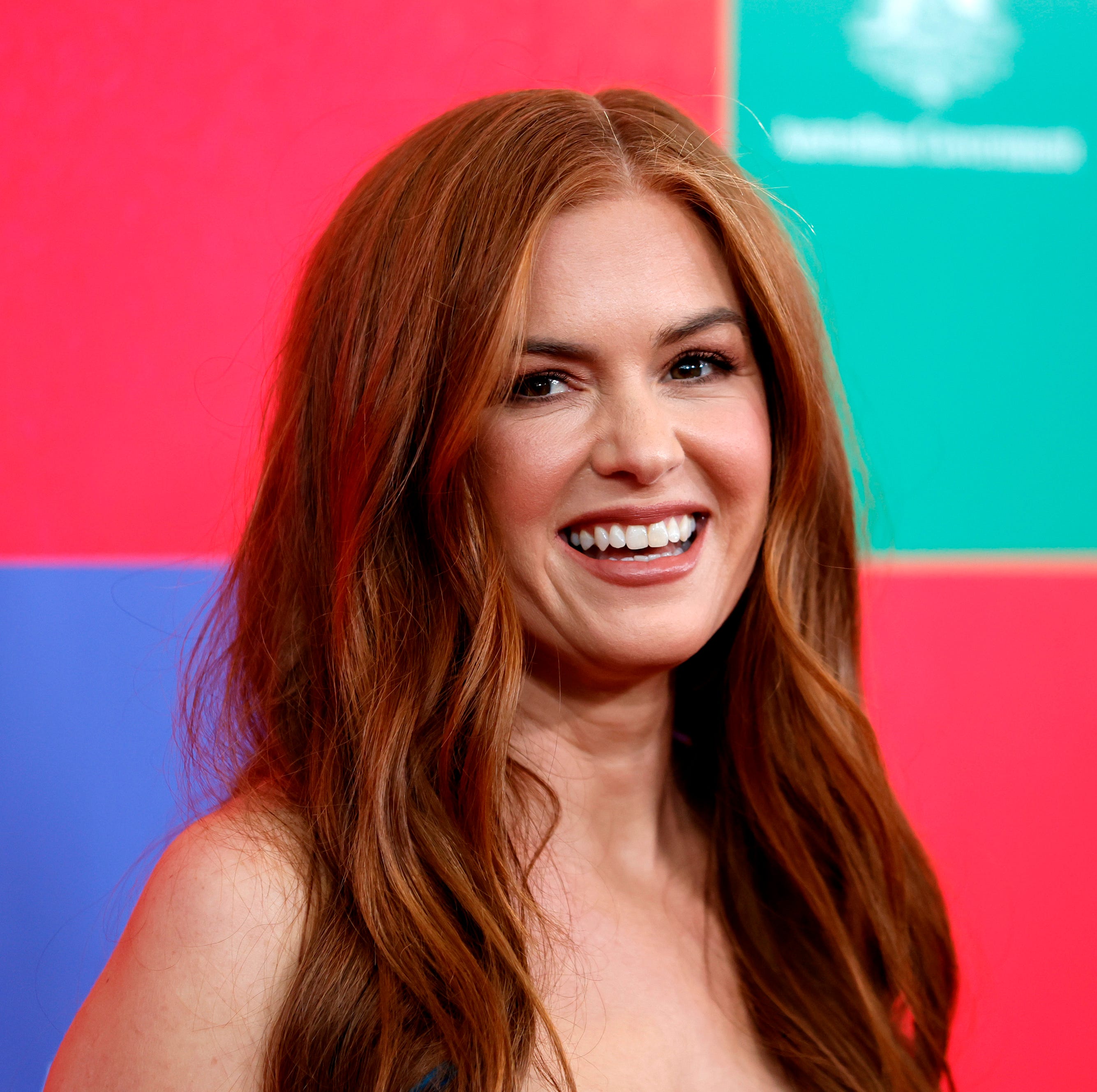 anne iversen recommends isla fisher nude naked pic