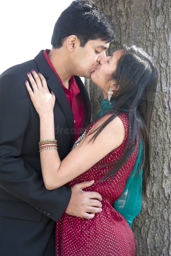 bill dehaan recommends indian couple leaked pic