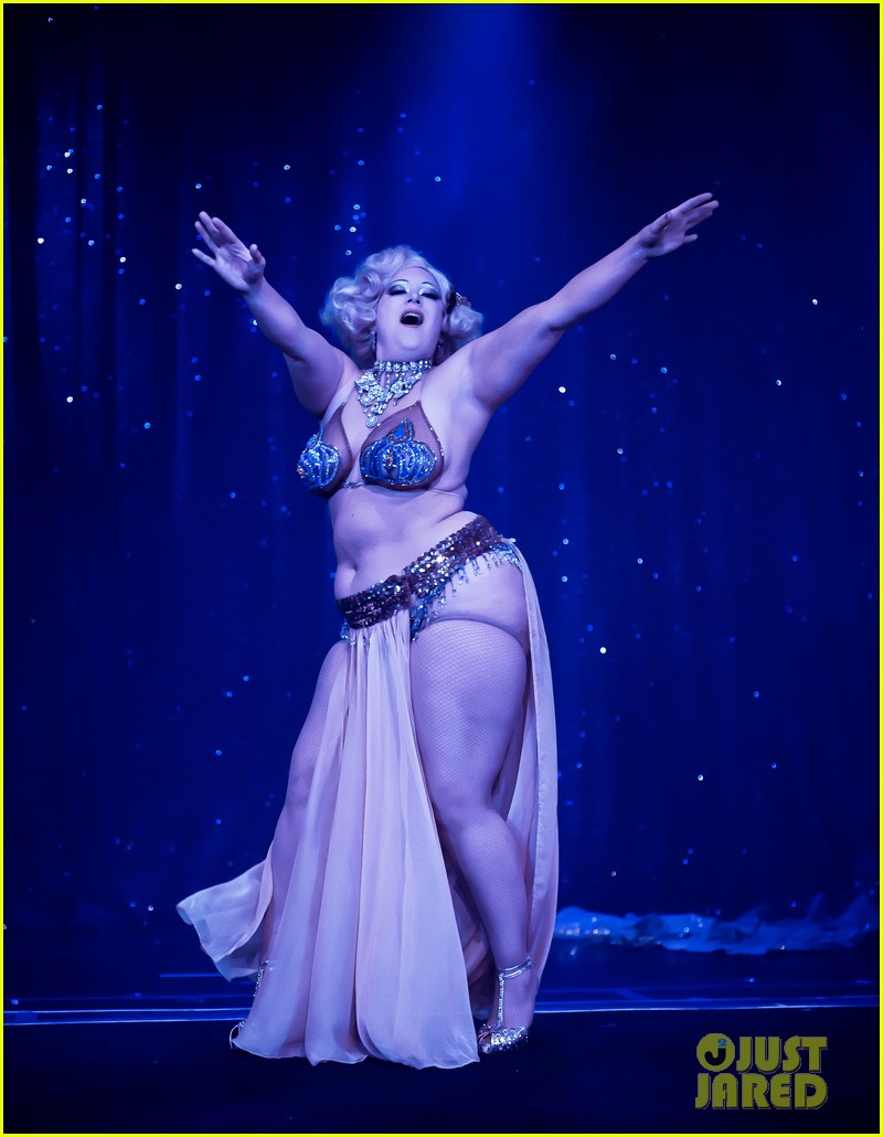 denise elder recommends Belly Dance Stripper