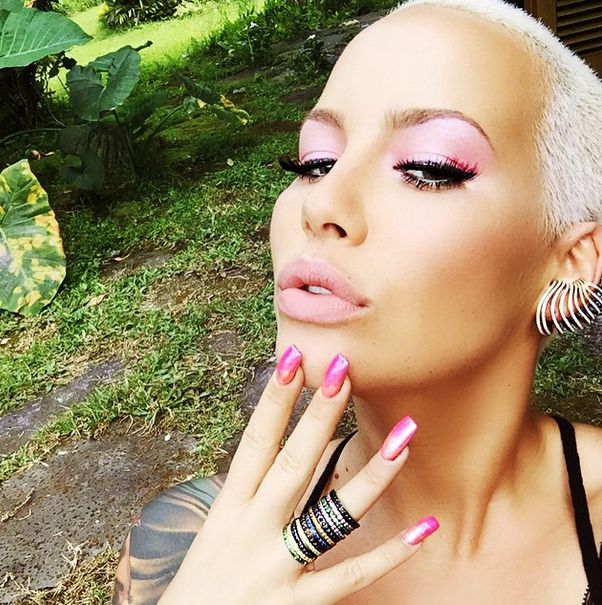 Playboy Amber Rose indir indir