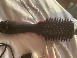 bilashi mon recommends plugged in hair brush pic