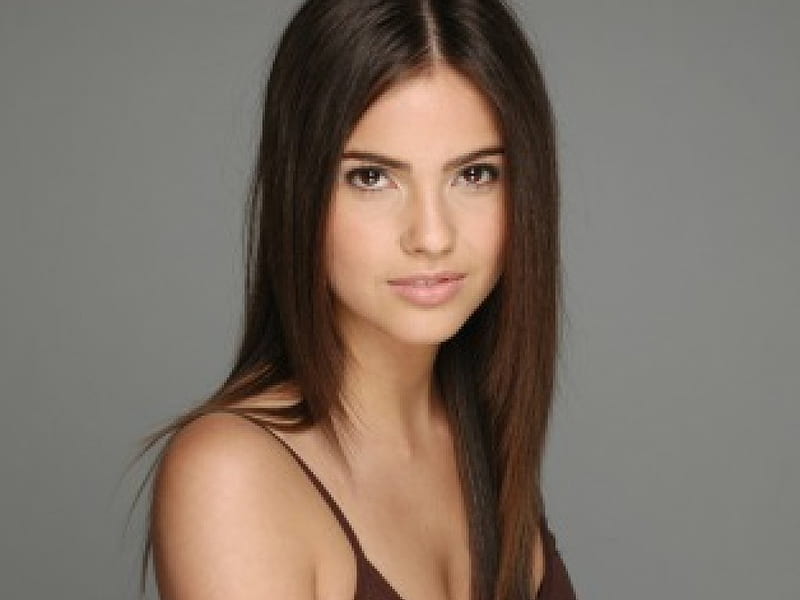 demir sancak share shelley hennig sexy photos