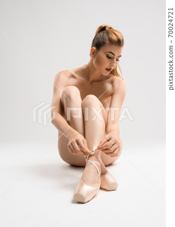 britney saballa recommends Naked Ballet Dancers