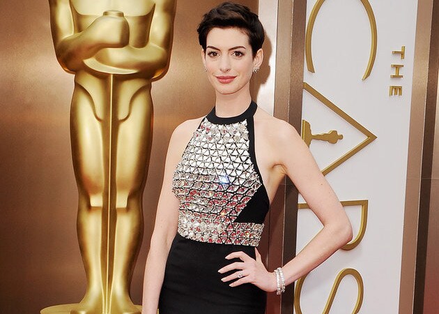 delwar hussein share anne hathaway sexiest photos