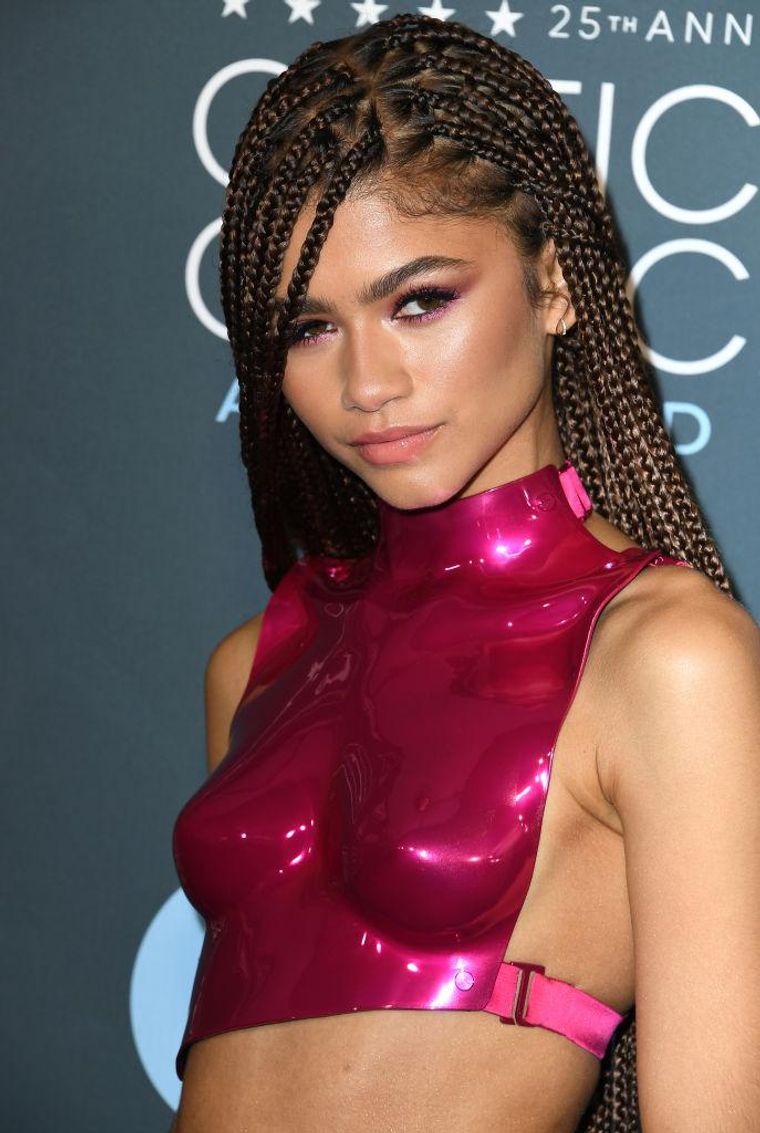 bajing loncat recommends zendaya sexy images pic