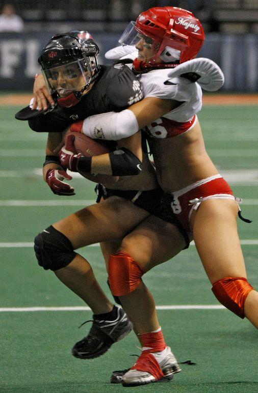 daphne hsieh add lingerie football porn photo