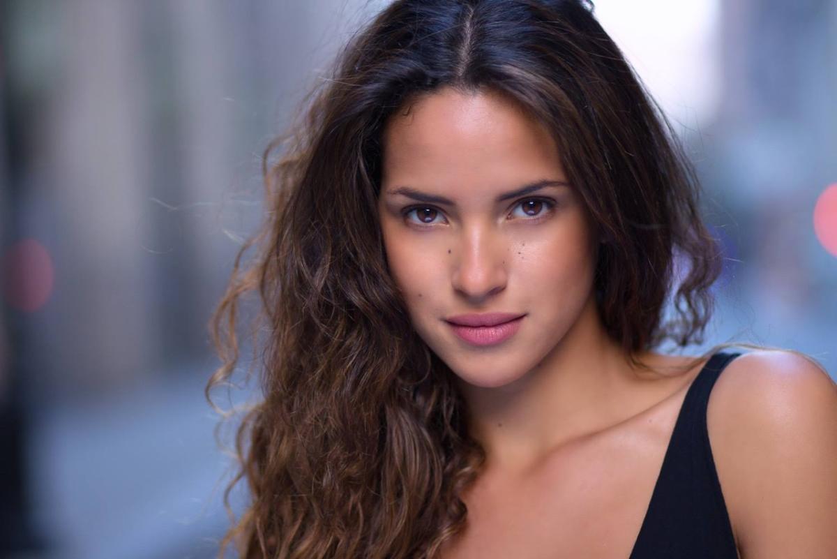 brody stone recommends narcos adria arjona pic