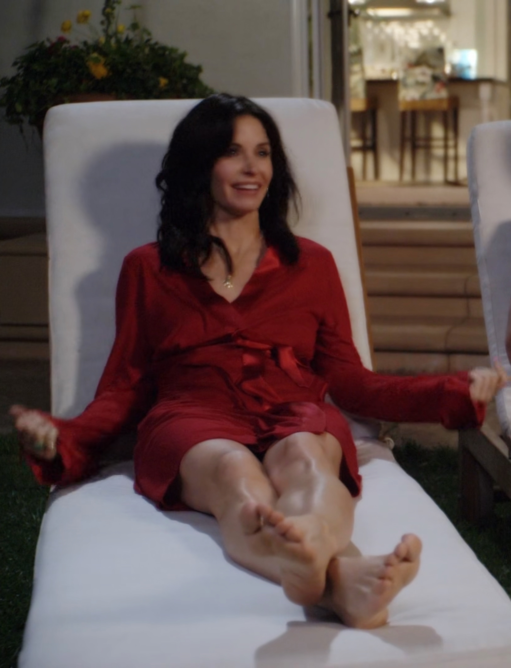 anita doyle recommends courteney cox feet pic